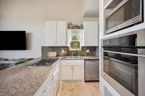 2015 Crescent Drive La Porte TX 77571