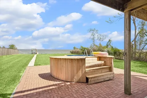 2015 Crescent Drive La Porte TX 77571