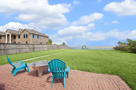 2015 Crescent Drive La Porte TX 77571