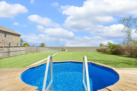 2015 Crescent Drive La Porte TX 77571