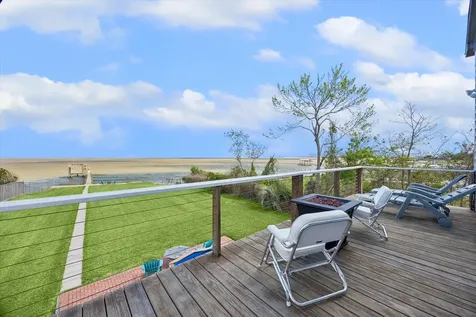 2015 Crescent Drive La Porte TX 77571