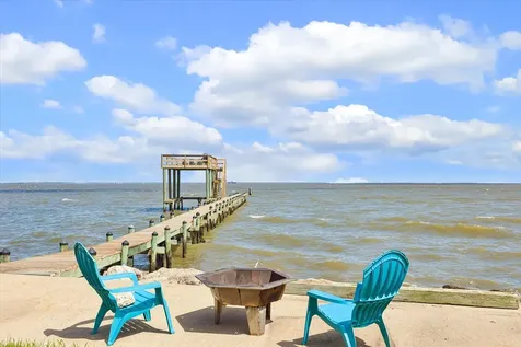 2015 Crescent Drive La Porte TX 77571