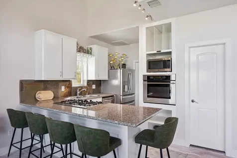 2015 Crescent Drive La Porte TX 77571