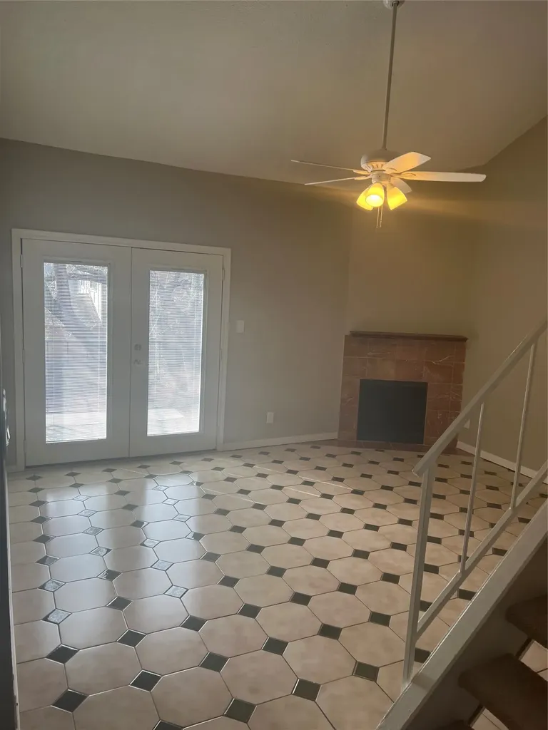 10811 Richmond Avenue 56 Houston TX 77042
