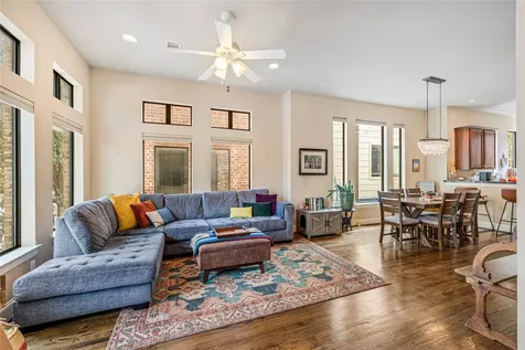 1909 Summer Street Houston TX 77007