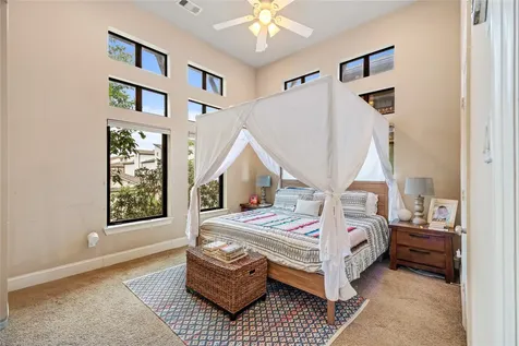 1909 Summer Street Houston TX 77007