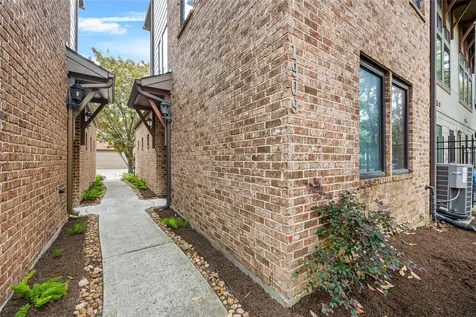 1909 Summer Street Houston TX 77007