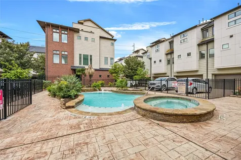 1909 Summer Street Houston TX 77007