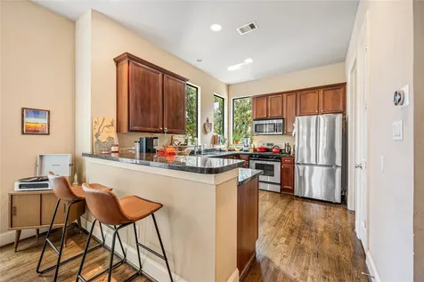 1909 Summer Street Houston TX 77007