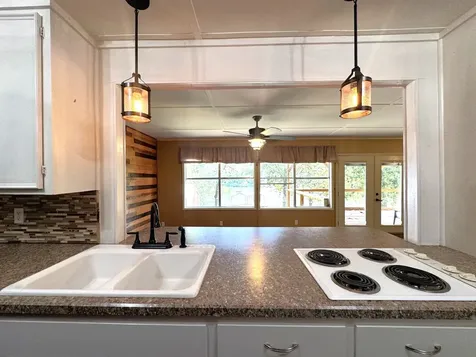 572 County Road 3190 Colmesneil TX 75938