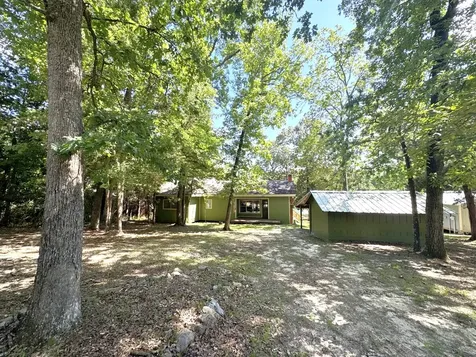 572 County Road 3190 Colmesneil TX 75938