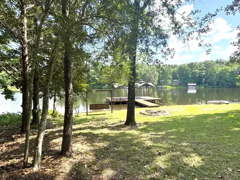 572 County Road 3190 Colmesneil TX 75938