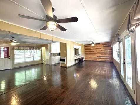 572 County Road 3190 Colmesneil TX 75938