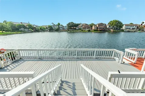 10209 Schaper Road Galveston TX 77554