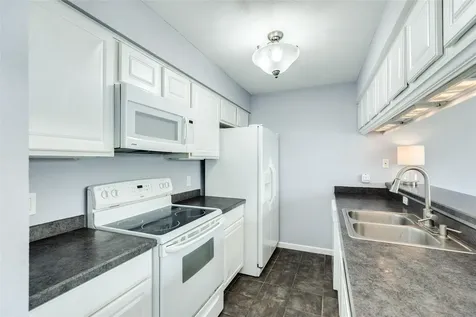 10209 Schaper Road Galveston TX 77554