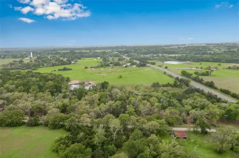 4577 Old Navasota Road Brenham TX 77833