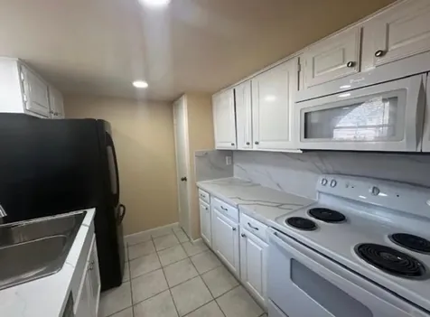 5921 Arncliffe Drive 5921 Houston TX 77088