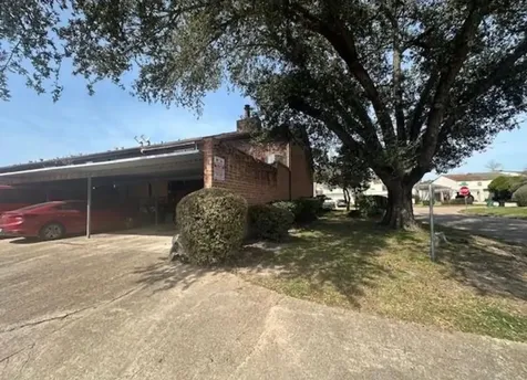 5921 Arncliffe Drive 5921 Houston TX 77088