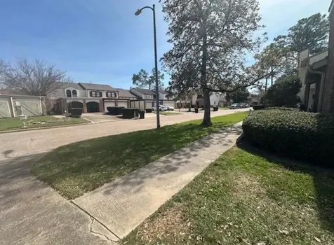 5921 Arncliffe Drive 5921 Houston TX 77088