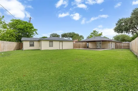 510 Bennett Drive Pasadena TX 77503