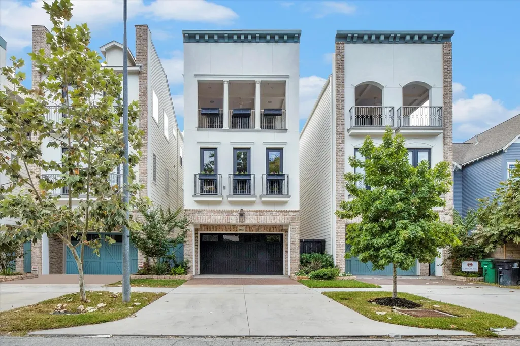 540 W 26th Street A Houston TX 77008