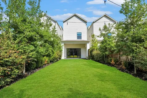 540 W 26th Street A Houston TX 77008