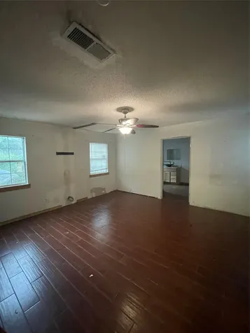 4402 Dallas Street Beaumont TX 77703