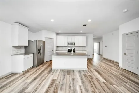 14734 Sweetwater Drive Baytown TX 77523