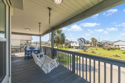 4003 Reeves Drive Galveston TX 77554