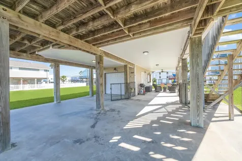 4003 Reeves Drive Galveston TX 77554