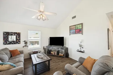 4003 Reeves Drive Galveston TX 77554