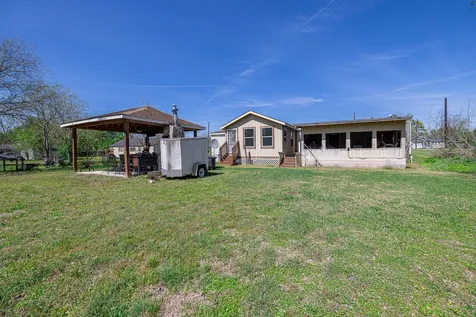 119 Weaver Street Baytown TX 77520