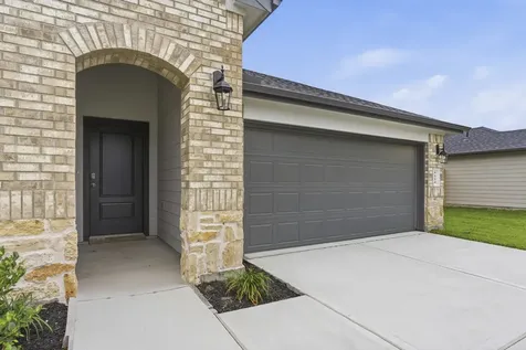 1518 Splashing Wave Drive Iowa Colony TX 77583