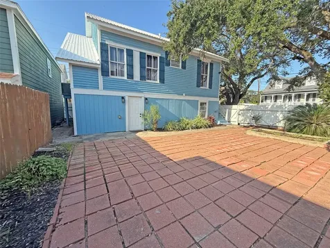 1415 Moody Avenue Galveston TX 77550