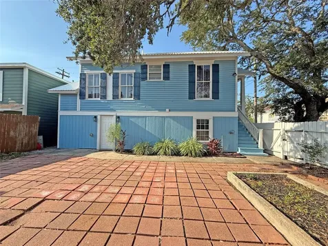 1415 Moody Avenue Galveston TX 77550
