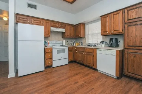 400 Nagle Street 400 College Station TX 77840