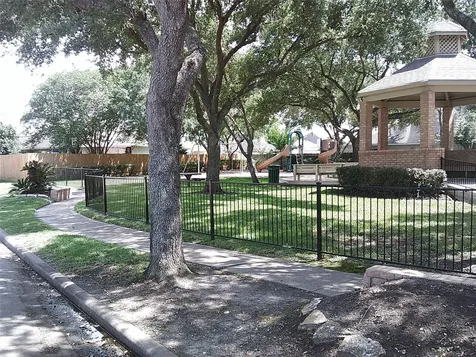 13427 Garden Grove Grove St750 Houston TX 77082