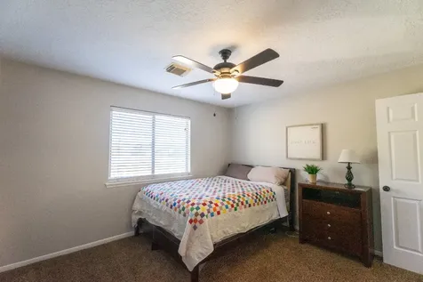 1209 Twin Oaks Street Friendswood TX 77546