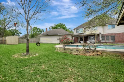 1209 Twin Oaks Street Friendswood TX 77546