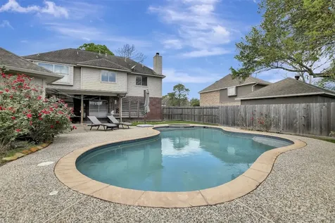 1209 Twin Oaks Street Friendswood TX 77546