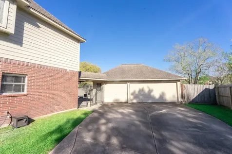 1209 Twin Oaks Street Friendswood TX 77546