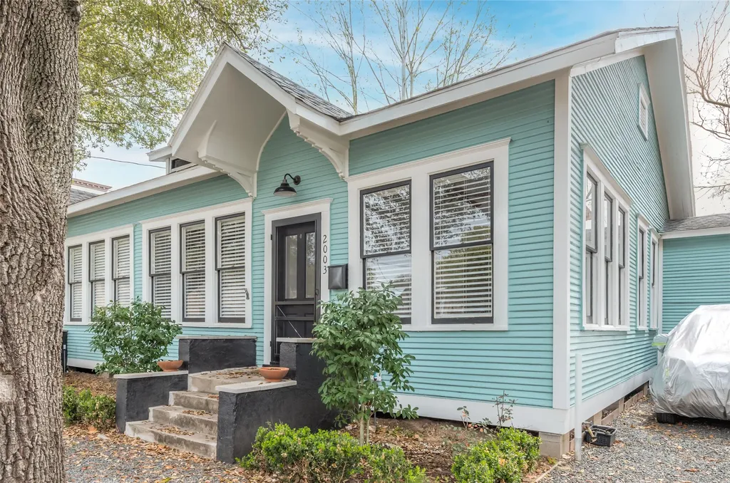 2003 Lubbock Street Houston TX 77007