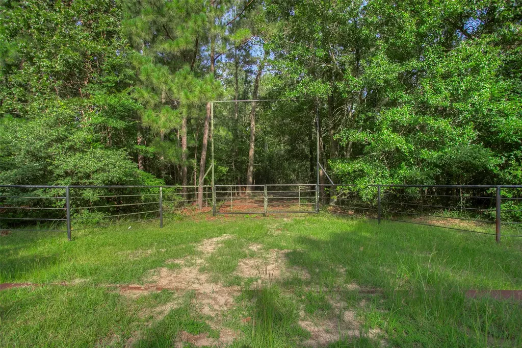 Tbd Dahlia Road Huntsville TX 77320