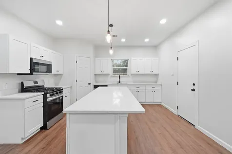 6109 Woodrow Street Texas City TX 77591