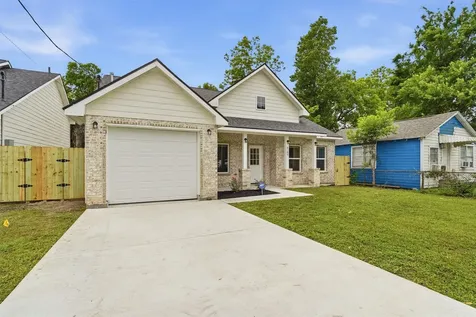 6109 Woodrow Street Texas City TX 77591