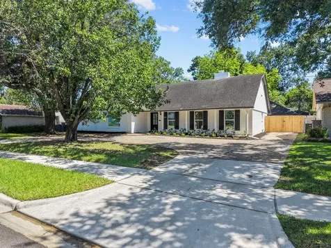 8011 Richmond Avenue Houston TX 77063