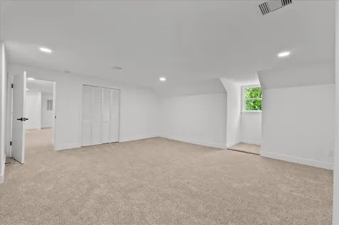 8011 Richmond Avenue Houston TX 77063