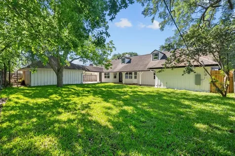 8011 Richmond Avenue Houston TX 77063
