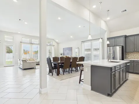 20927 Secretariat Meadow Lane Tomball TX 77377