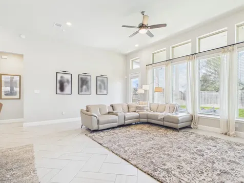 20927 Secretariat Meadow Lane Tomball TX 77377